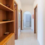 Apartament 10 Min Colosseum, Prenestinhome - Renovated 2024 Apartment, P Igneto , Self Check-in H24 Rzym