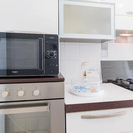 Apartament 10 Min Colosseum, Prenestinhome - Renovated 2024 Apartment, P Igneto , Self Check-in H24 *