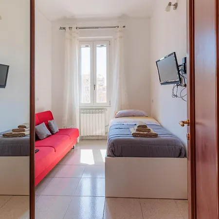 10 Min Colosseum, Prenestinhome - Renovated 2024 Apartment, P Igneto , Self Check-in H24 Apartamento Roma