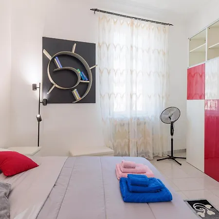 10 Min Colosseum, Prenestinhome - Renovated 2024 Apartment, P Igneto , Self Check-in H24 Apartamento *